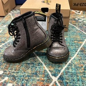 Gunmetal glitter dr. Martens